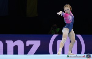 svk surmanova sara ph simone ferraro sfa01515 copia